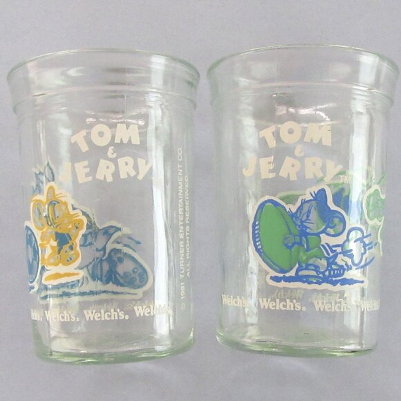 Vintage 1991 Welch's Tom and Jerry jelly glasses -6 ounce - football and soccer - Picture 1 of 10